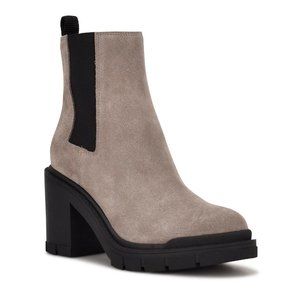 Marc Fisher Womens Vanlisa Gray Chelsea Boots Size 6 Medium